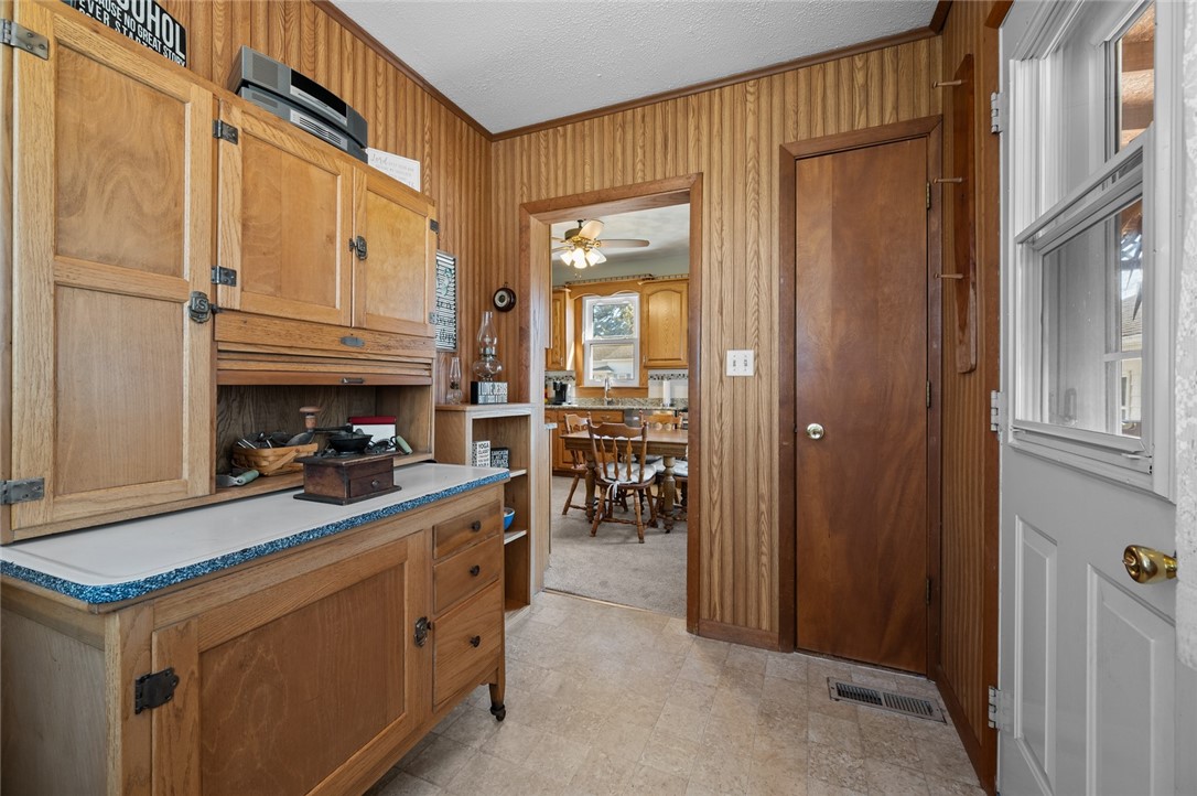 523 E Madison Avenue Property Photo 22