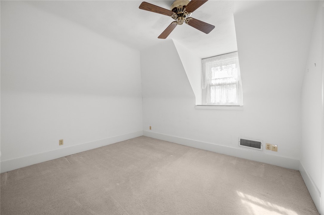523 E Madison Avenue Property Photo 33