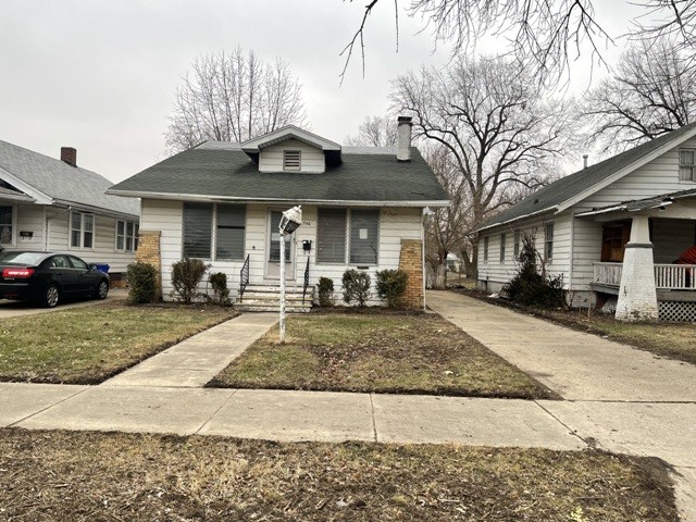 1746 N Graceland Avenue Property Photo 1