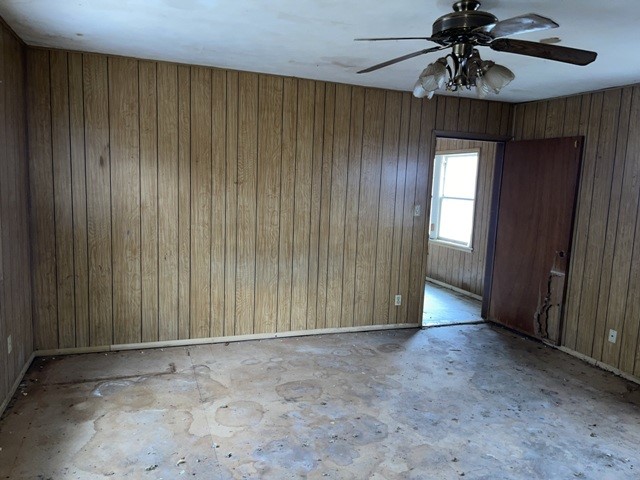 1746 N Graceland Avenue Property Photo 8