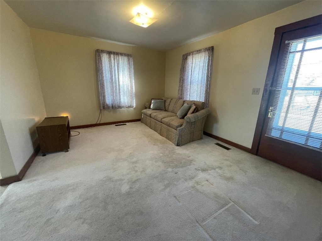 128 W Polk Avenue Property Photo 4