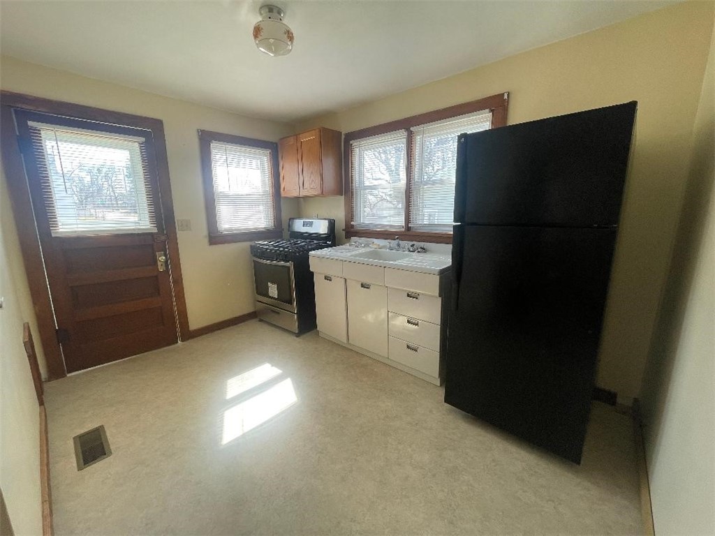 128 W Polk Avenue Property Photo 6