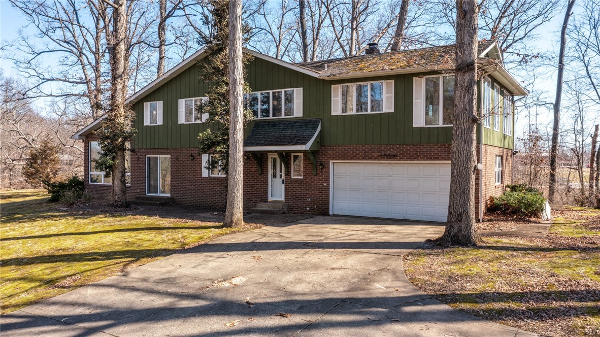 2 Woodbird Drive Property Photo