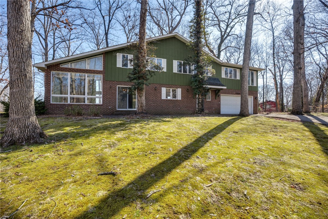 2 Woodbird Drive Property Photo 6