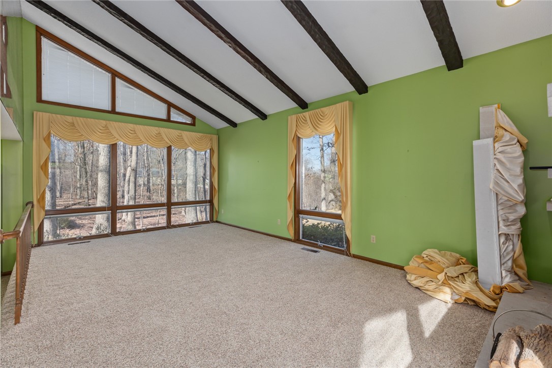 2 Woodbird Drive Property Photo 13