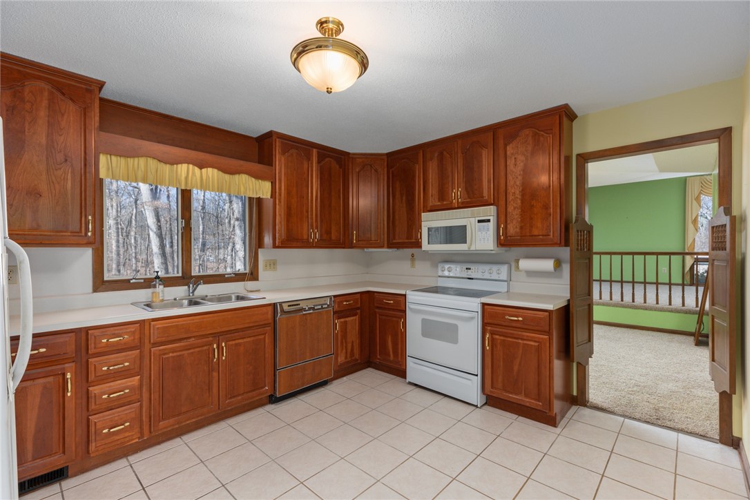 2 Woodbird Drive Property Photo 20