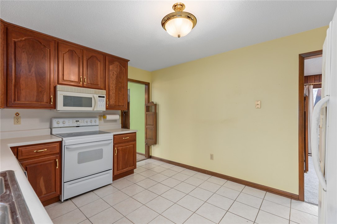 2 Woodbird Drive Property Photo 22