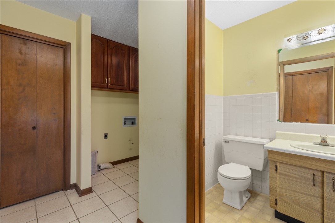 2 Woodbird Drive Property Photo 24