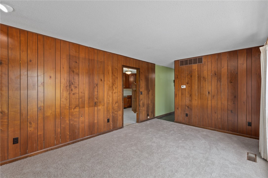 2 Woodbird Drive Property Photo 26