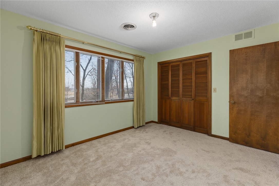 2 Woodbird Drive Property Photo 29