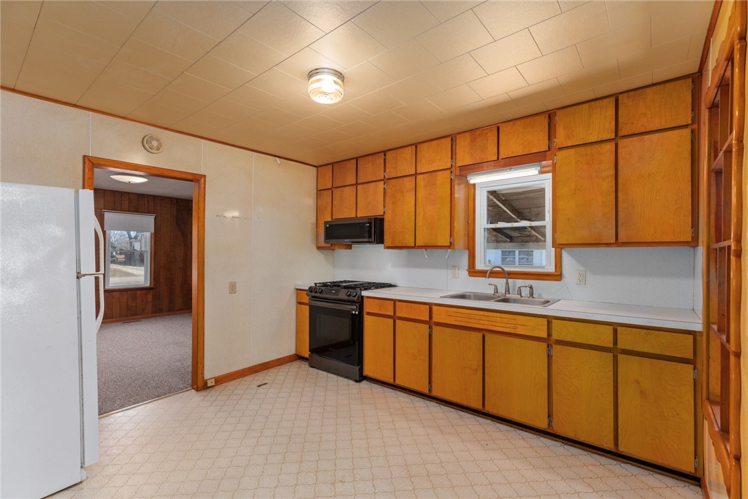 205 Charles Street Property Photo 9