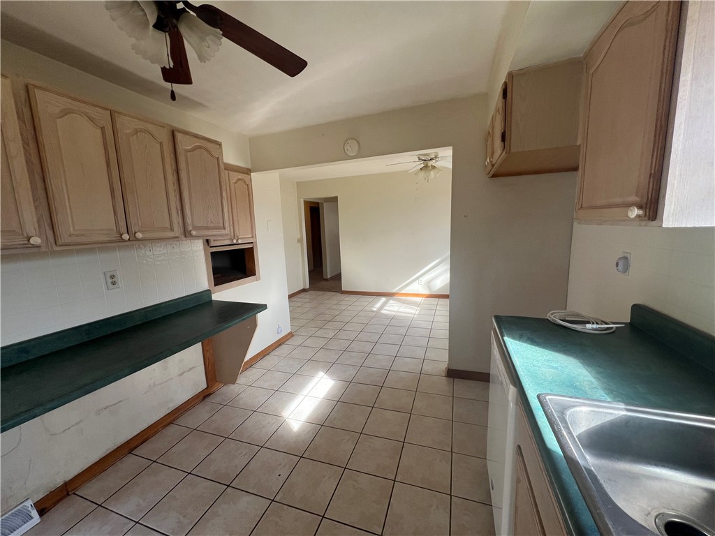 3867 Burchard Drive Property Photo 3