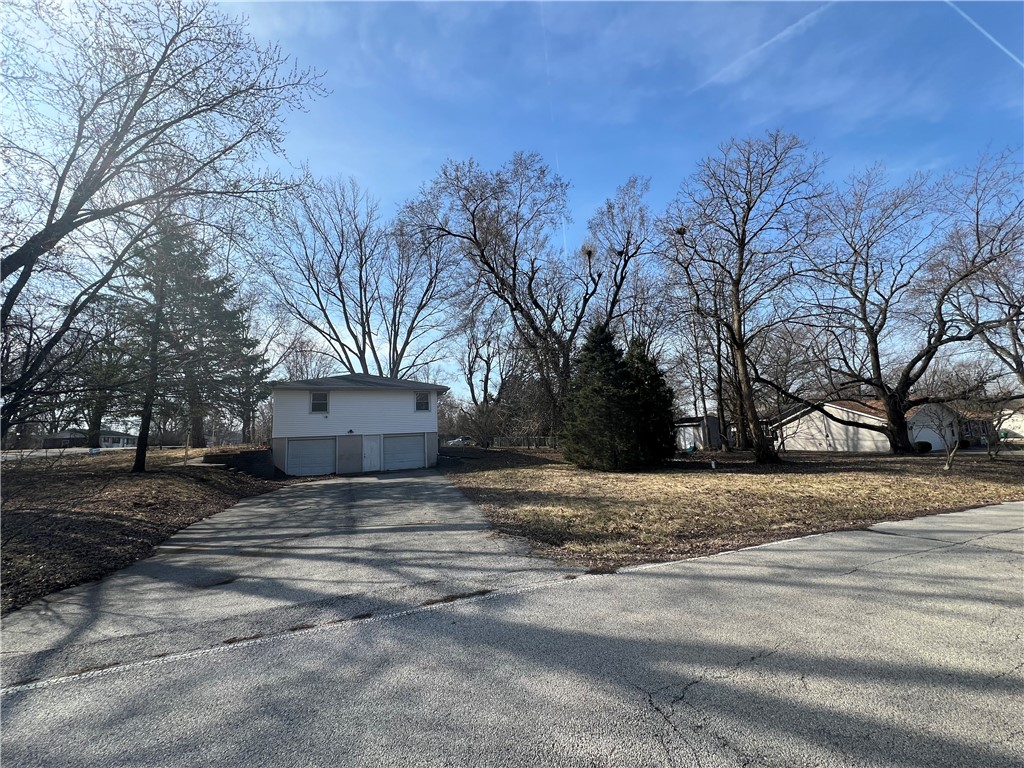 3867 Burchard Drive Property Photo 12