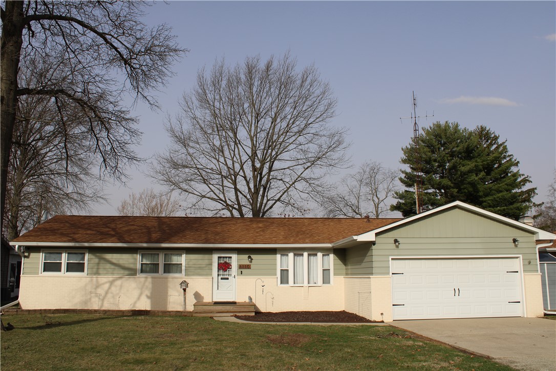1110 E Northland Drive Property Photo