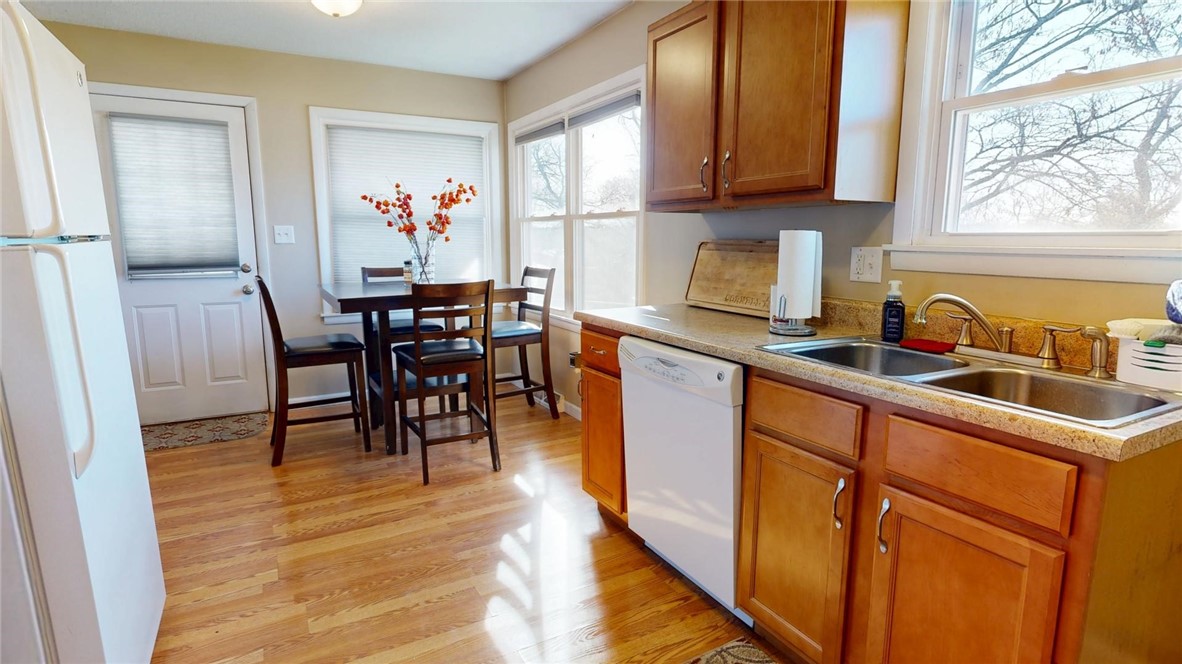 4335 E Du Frain Avenue Property Photo 7