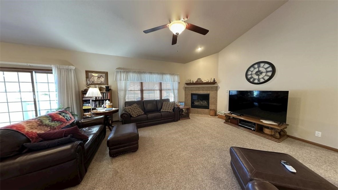 142 Westwood Circle Property Photo 6
