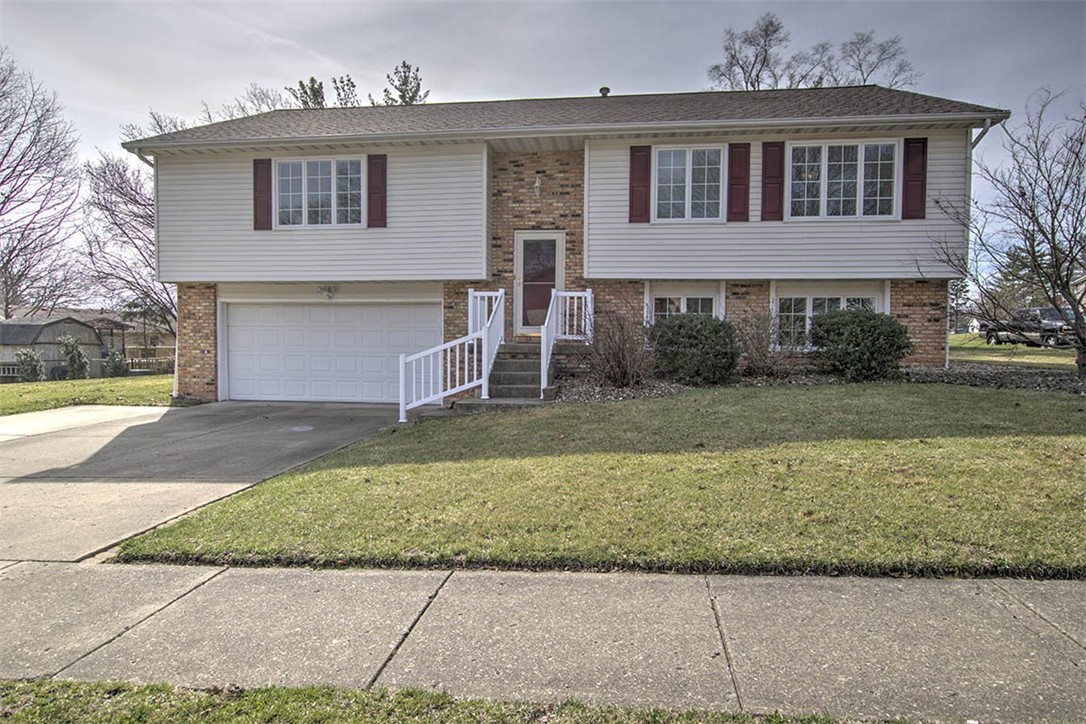 2819 S Forrest Lane Property Photo 1