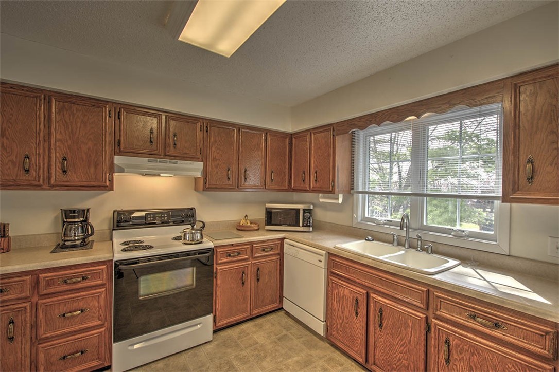 2819 S Forrest Lane Property Photo 11