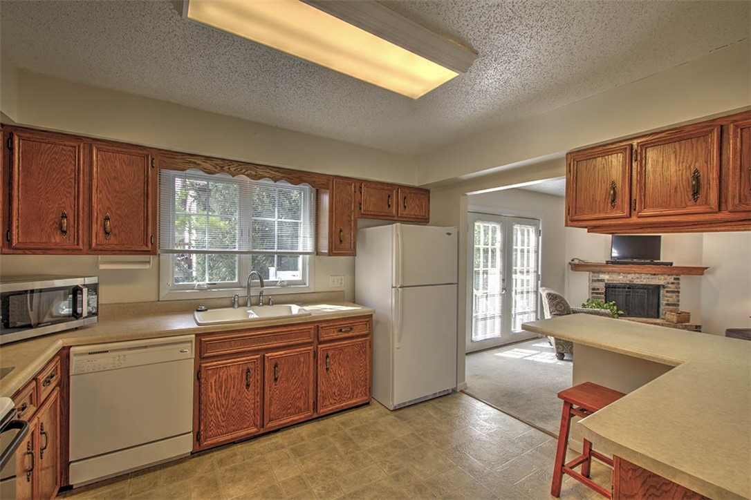2819 S Forrest Lane Property Photo 12