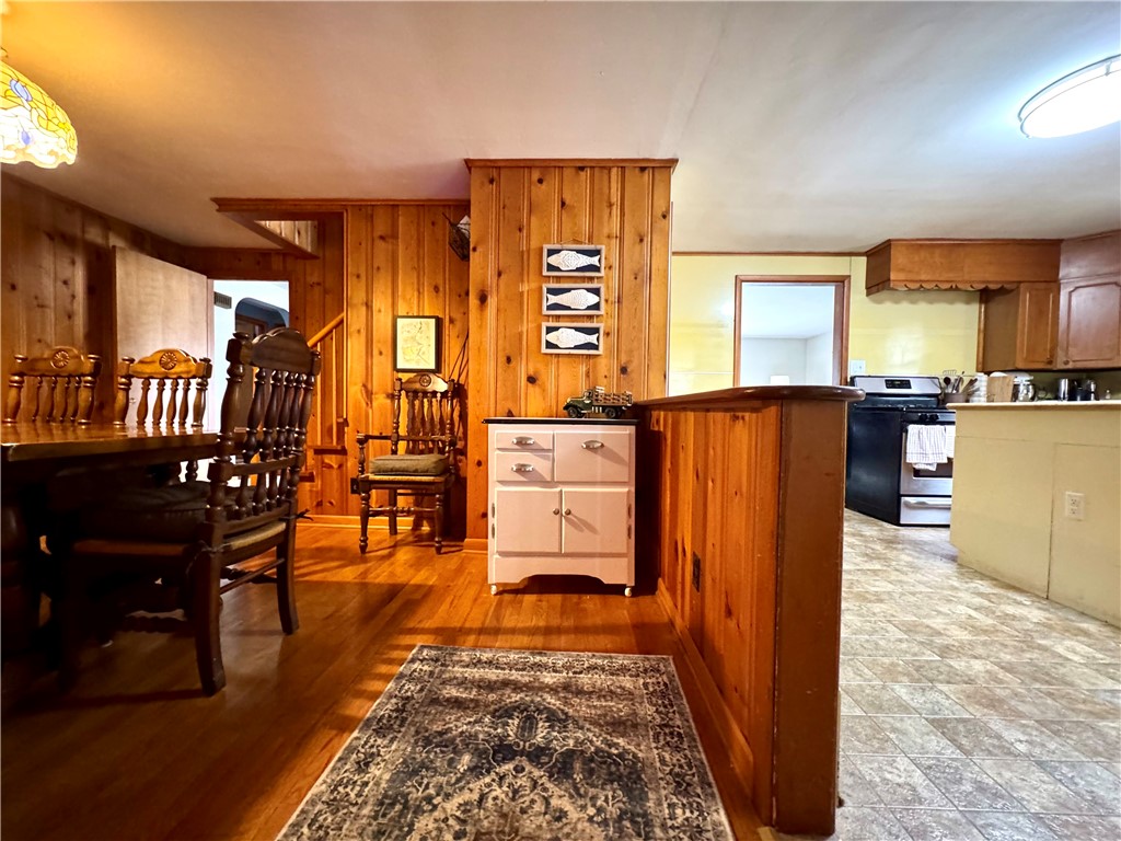 414 E Wood Street Property Photo 10