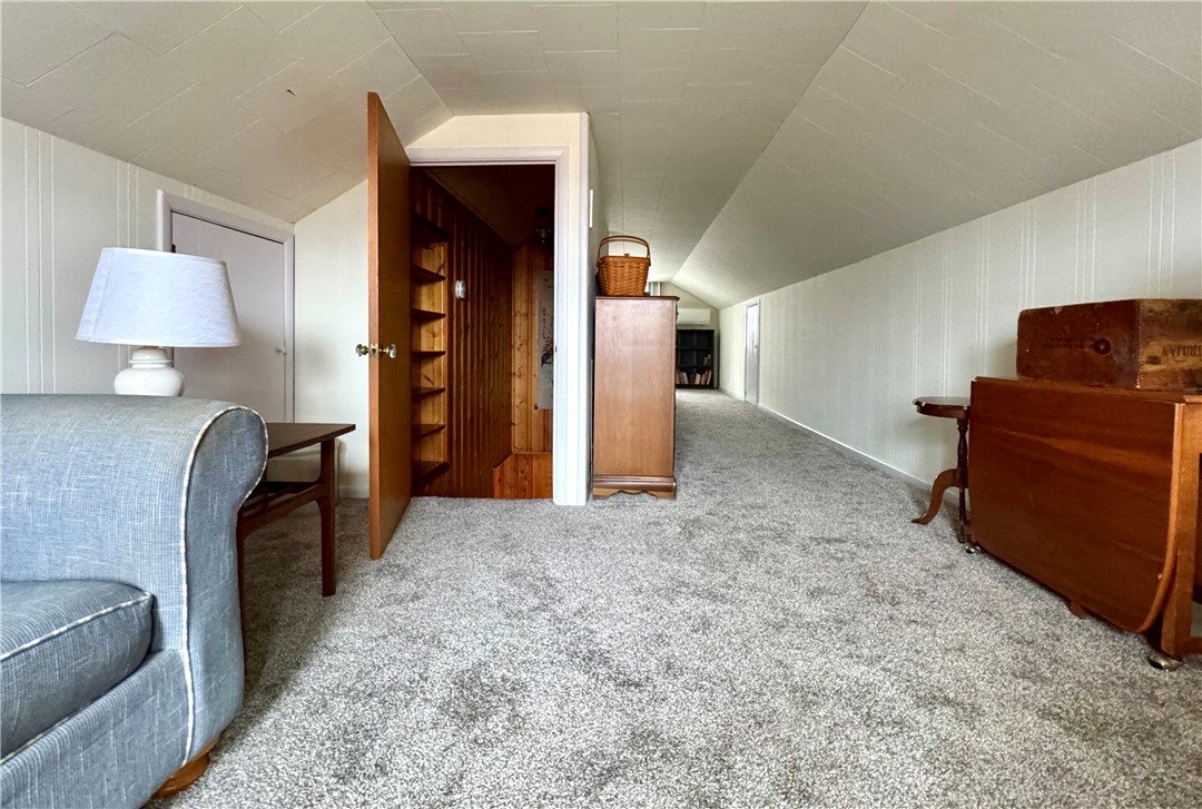 414 E Wood Street Property Photo 18