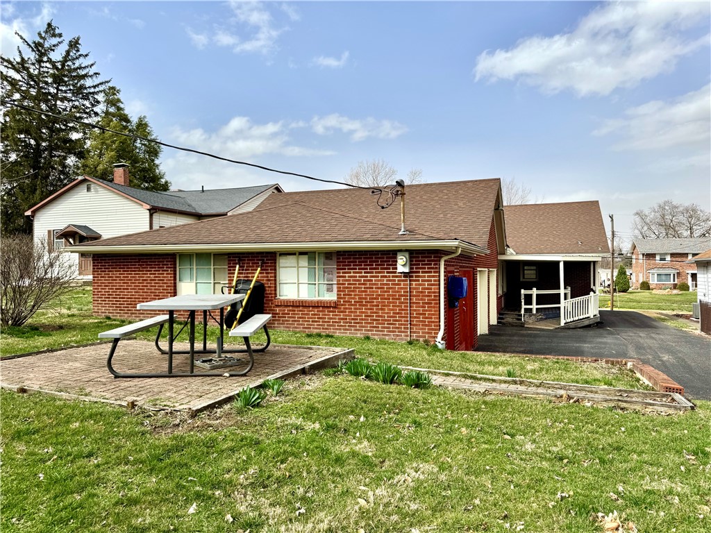414 E Wood Street Property Photo 30