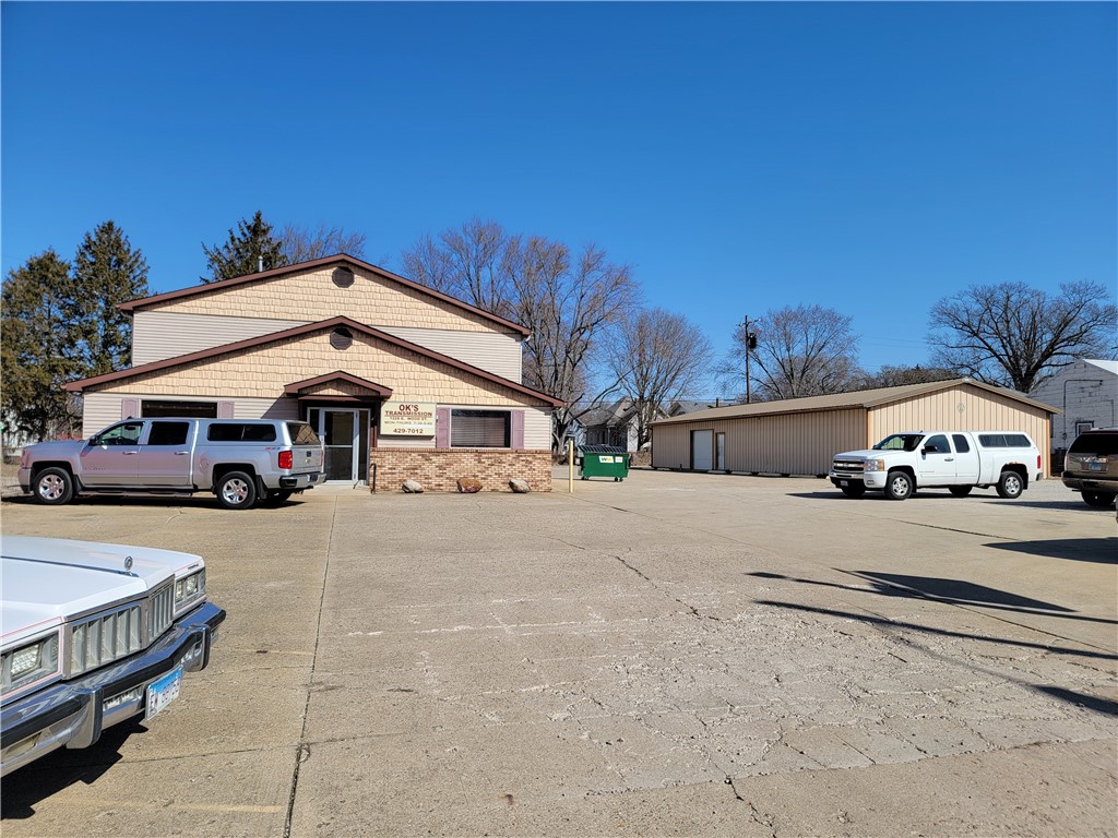 1228 E Wood Street Property Photo 28