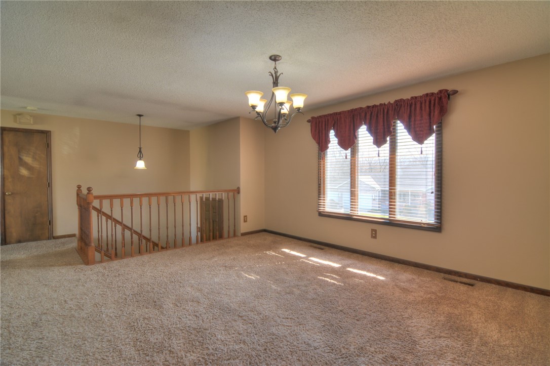 1415 N Wildwood Drive Property Photo 7