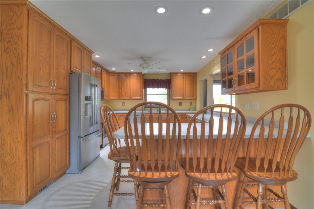 1415 N Wildwood Drive Property Photo 9