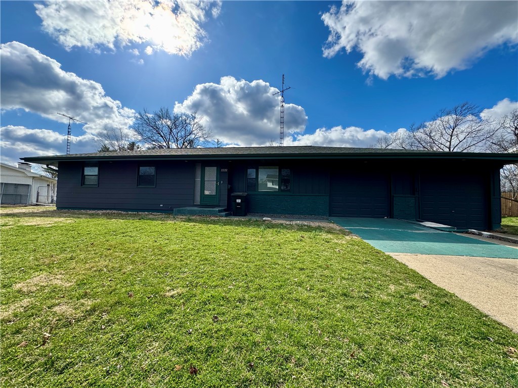 2222 8th Street Circle Property Photo 1