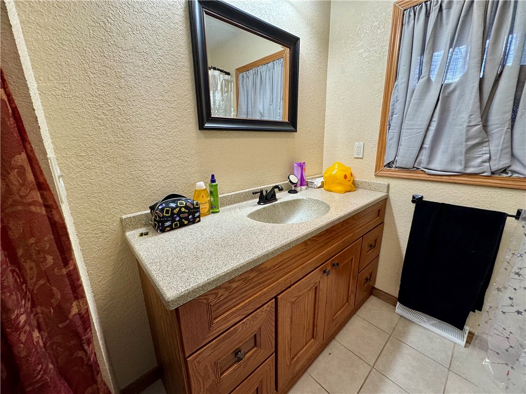 2222 8th Street Circle Property Photo 8