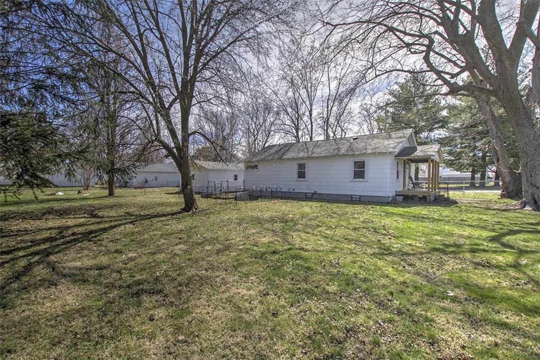 1504 University Avenue Property Photo 3