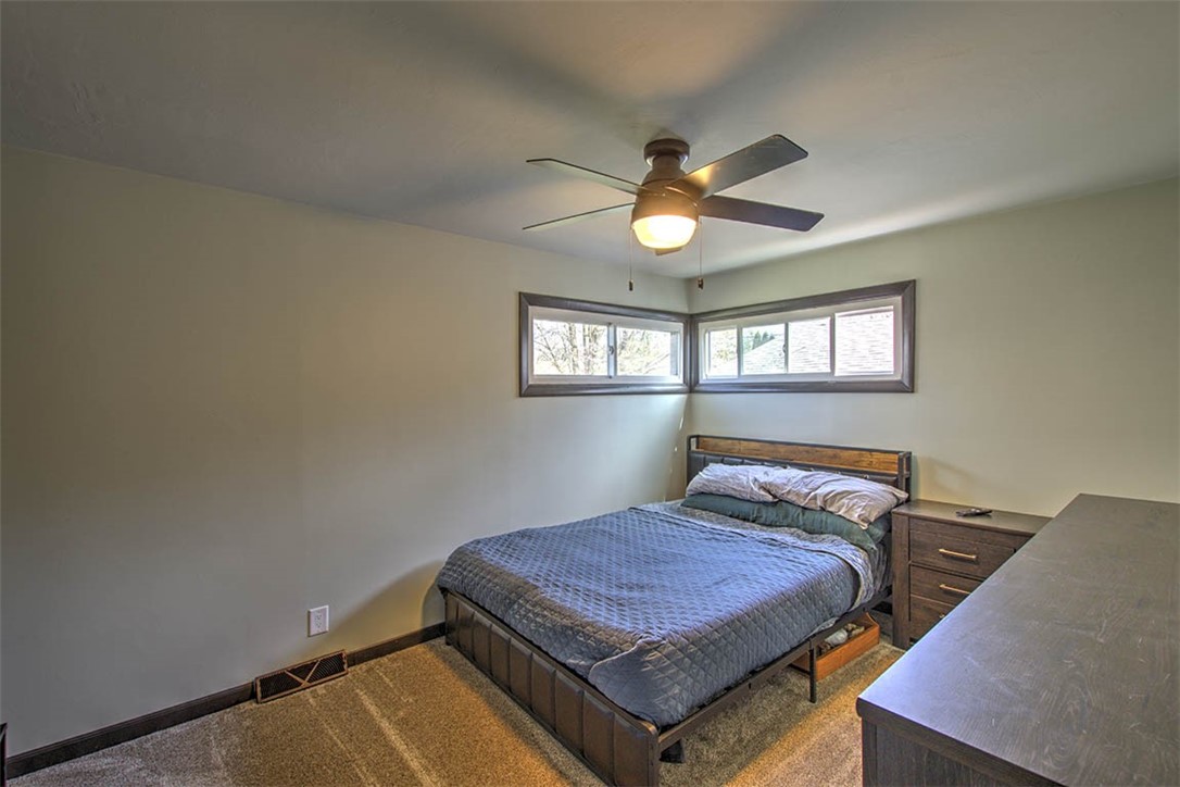 1504 University Avenue Property Photo 11