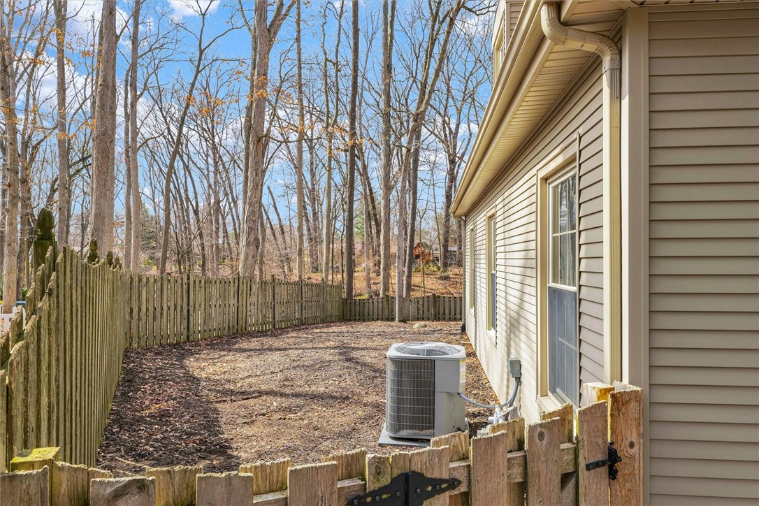 48 Shorewood S Drive Property Photo 10