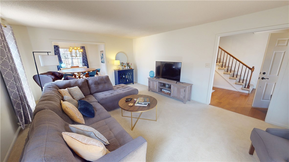 48 Shorewood S Drive Property Photo 19
