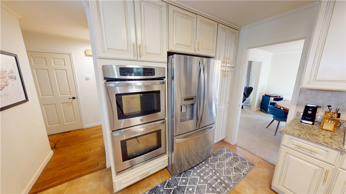48 Shorewood S Drive Property Photo 25