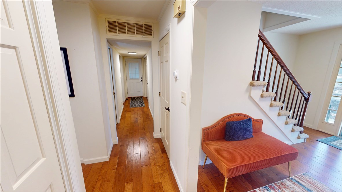 48 Shorewood S Drive Property Photo 33