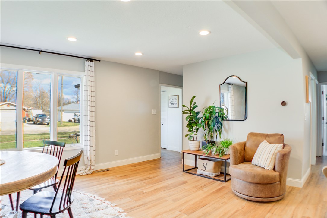 1706 Douglas Street Property Photo 3