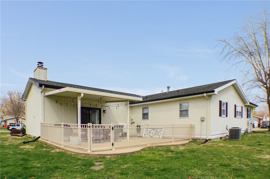 1706 Douglas Street Property Photo 14