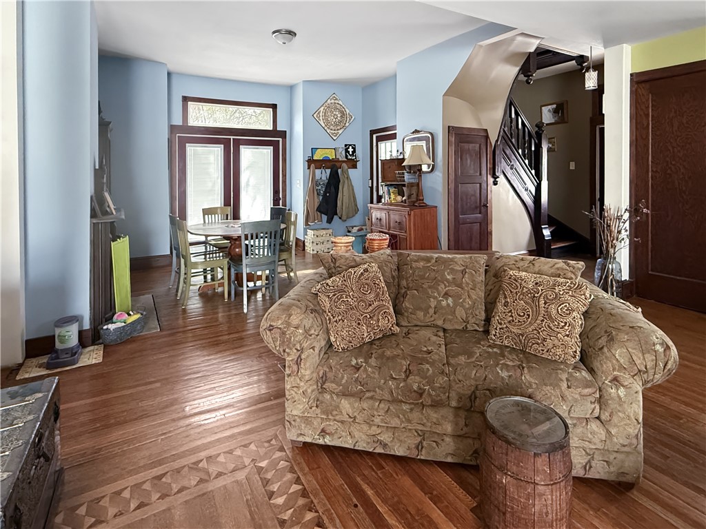 114 N Washington Street Property Photo 5