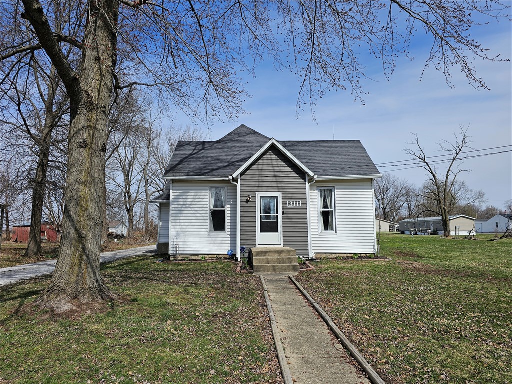 311 W Main Street Property Photo 1