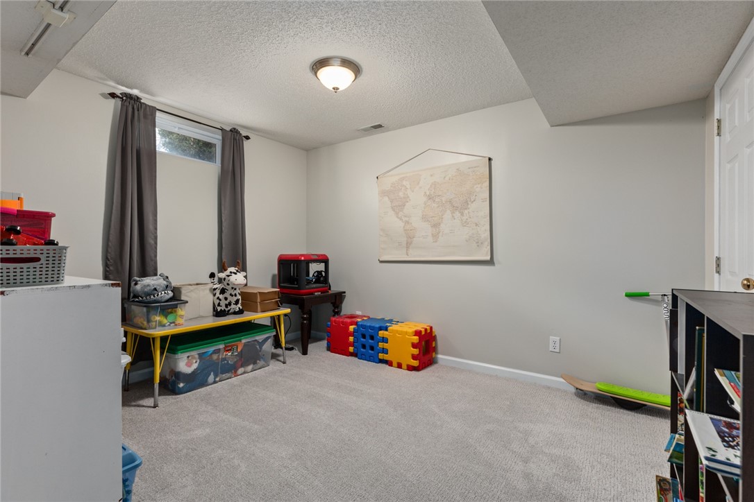 15173 Hilltop Circle Property Photo 28
