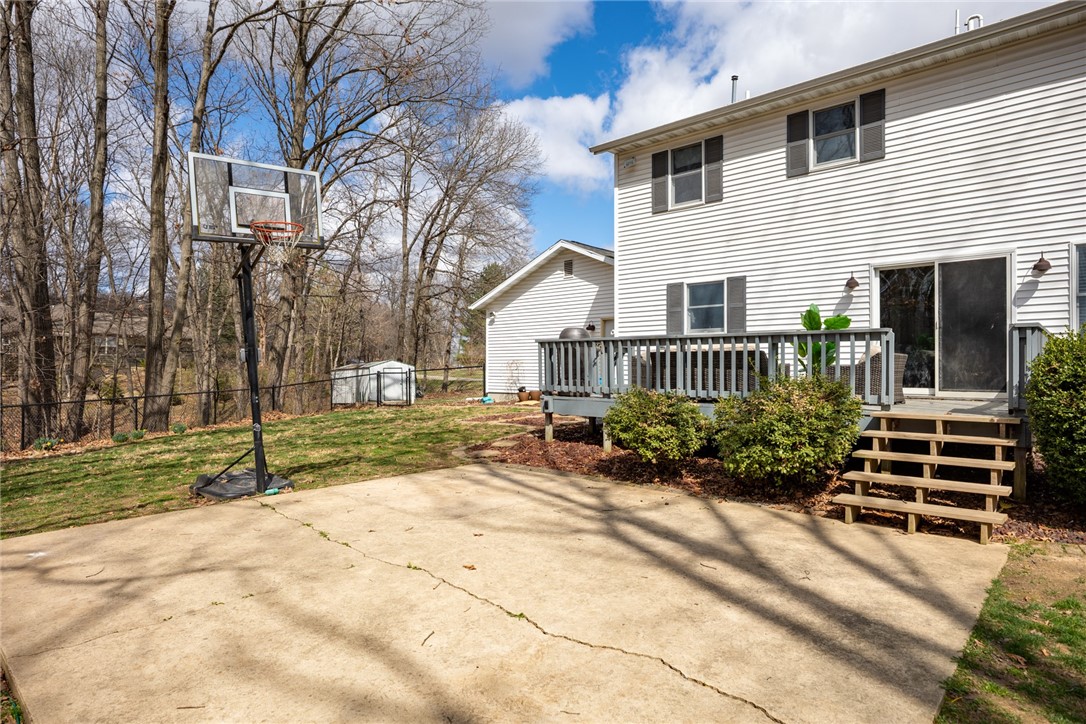 15173 Hilltop Circle Property Photo 42
