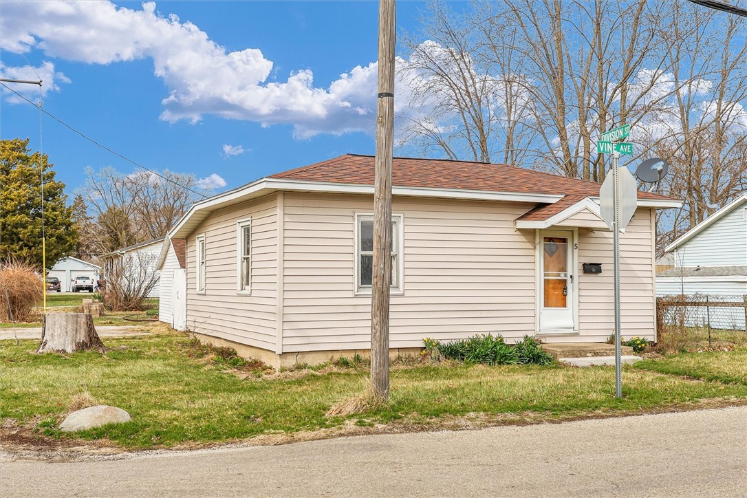 5 Vine Avenue Property Photo 3