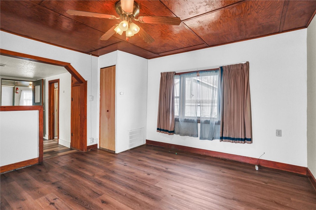 5 Vine Avenue Property Photo 10