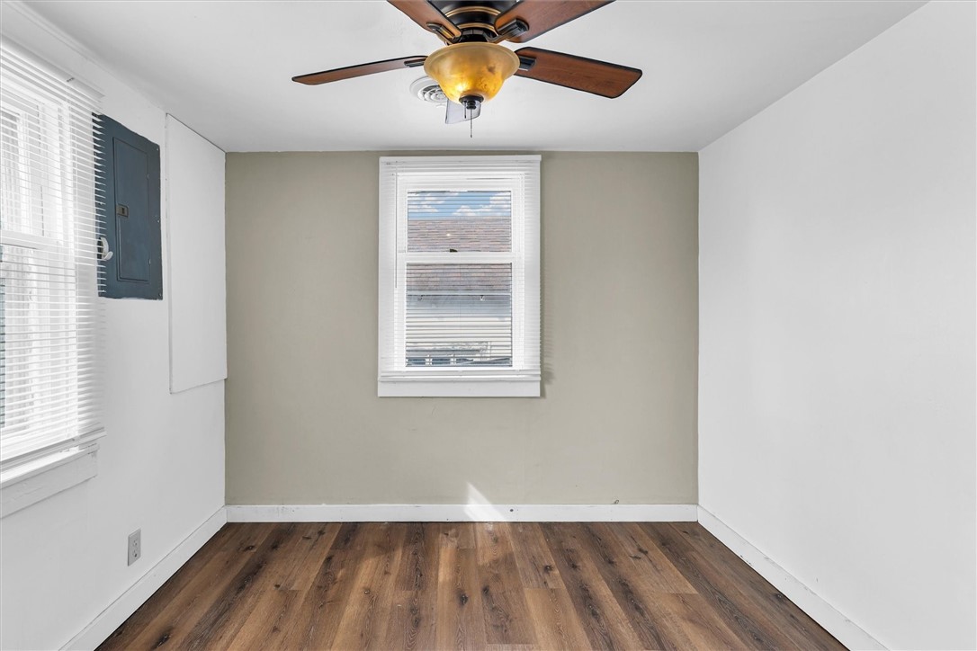 5 Vine Avenue Property Photo 23