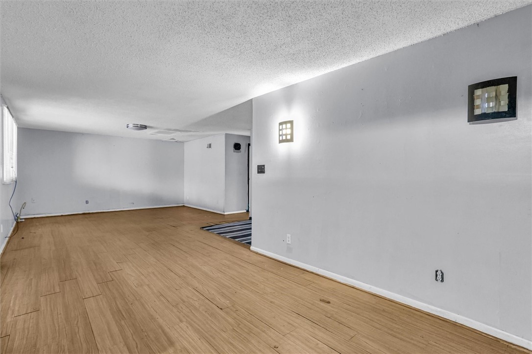 14510 Whispering Oaks Property Photo 47