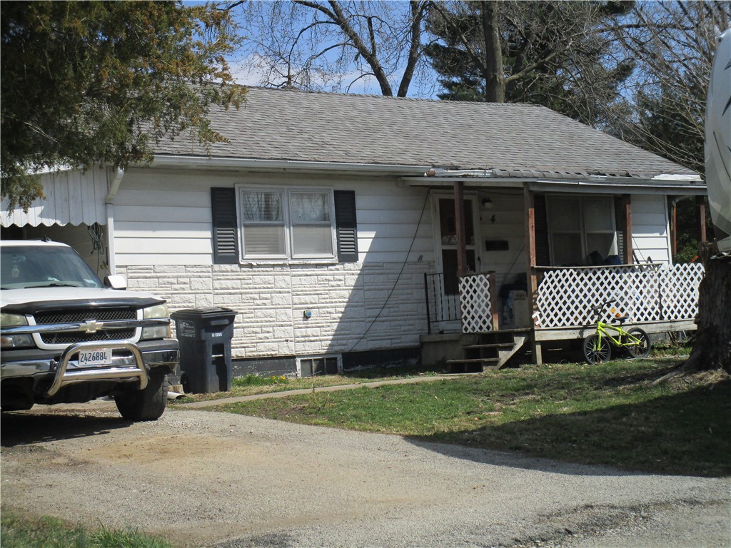 4 W 6th Street Property Photo