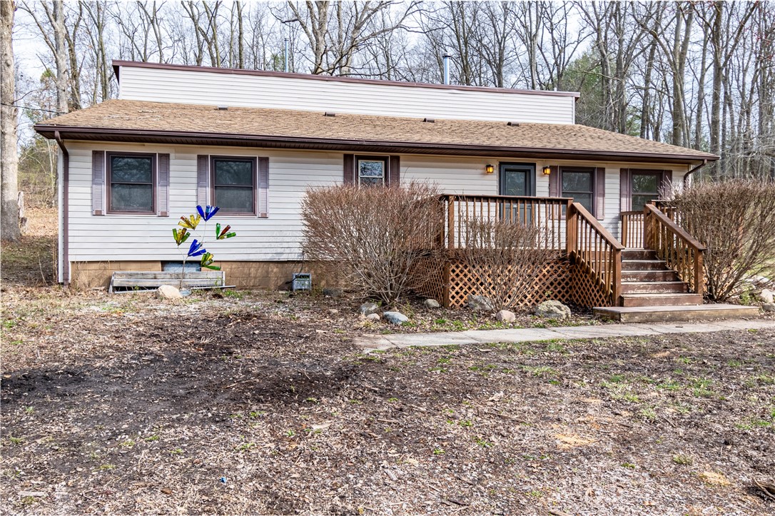 6046 Lerna Road Property Photo 1