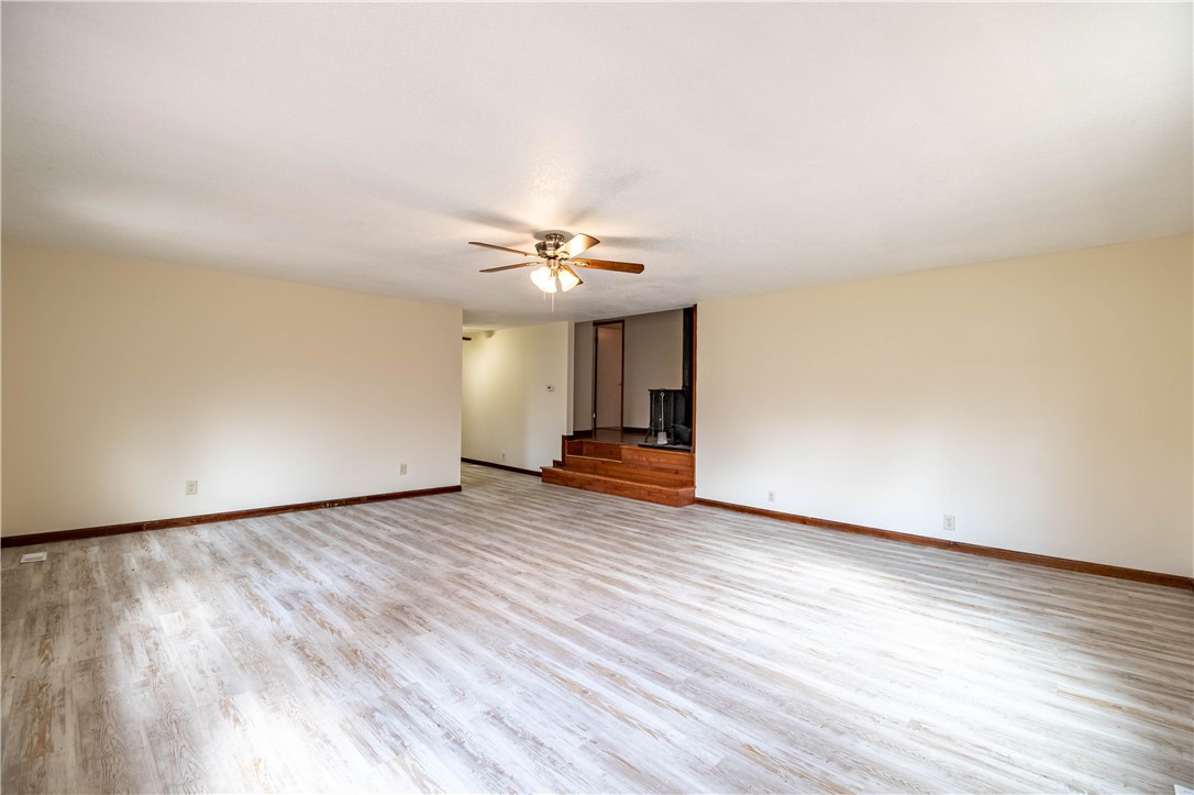 6046 Lerna Road Property Photo 4